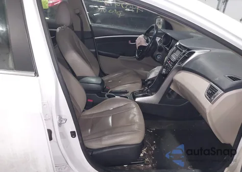 2013 Hyundai Elantra Gt z USA, uszkodzony, nr VIN KMHD35LEXDU132559